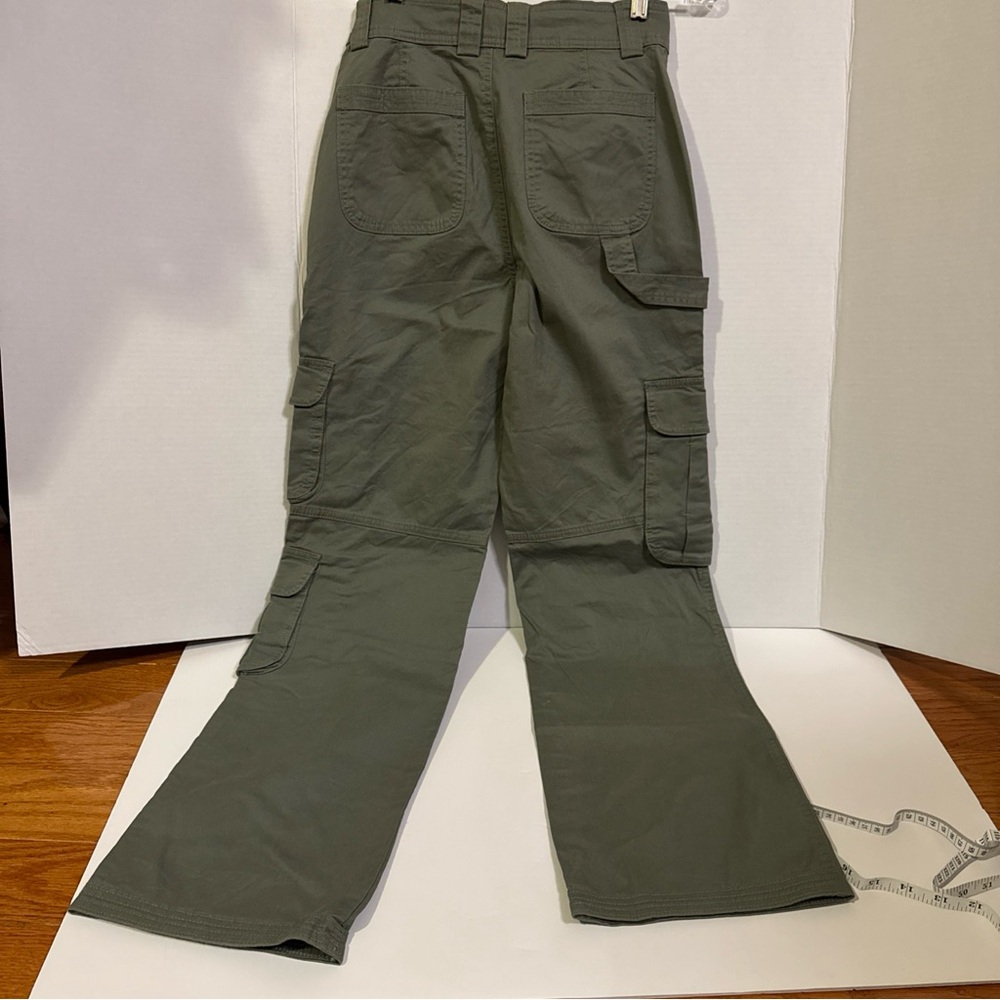 NWOT Abercrombie & Fitch Women’s Relaxed Army Green Cargo Pants 25/0R - Picture 6 of 10
